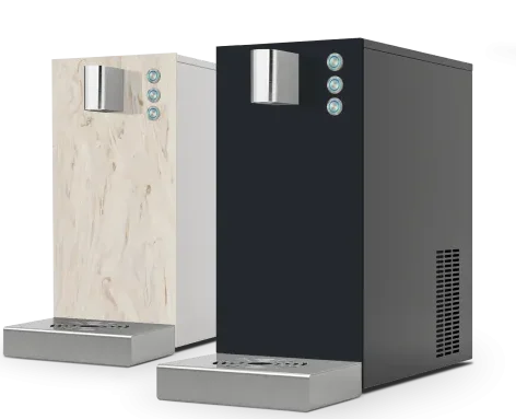 Schwarzer Wasserspender mit Bildschirm und zwei Auslässen. Modell ERA2.